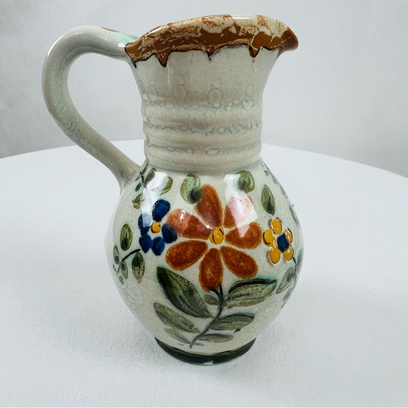 Vintage Mini Gouda Holland Floral Pitcher/Decanter Unique Handle - Picture 7 of 9